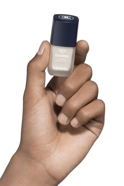 boy chanel vernis|chanel le vernis nail polish.